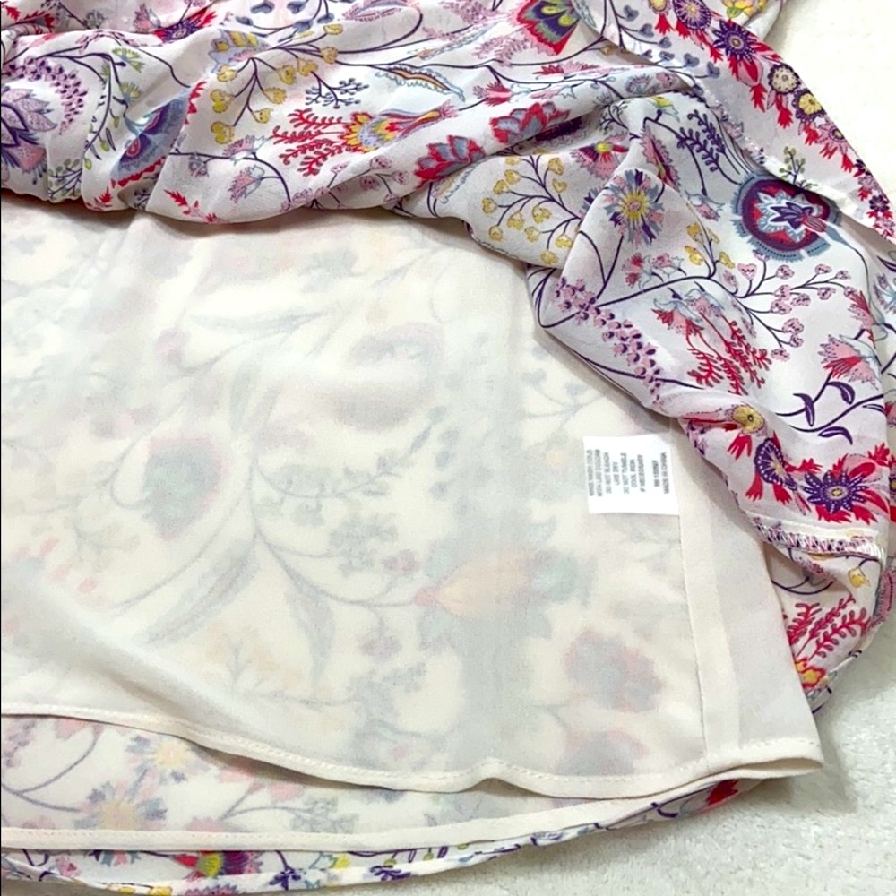 NWT [ROSE+OLIVE] Floral Pheasant Top - Picture 8 of 9